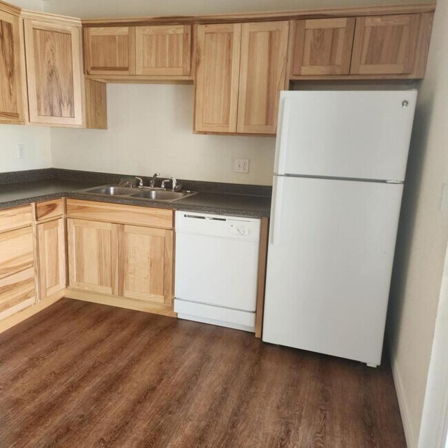 Foto del edificio - 444 NW D St