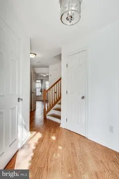 Building Photo - 7866 Dogue Indian Cir