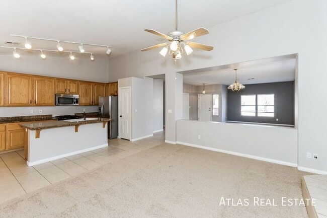 Foto del edificio - 1769 Clear River Falls Ln