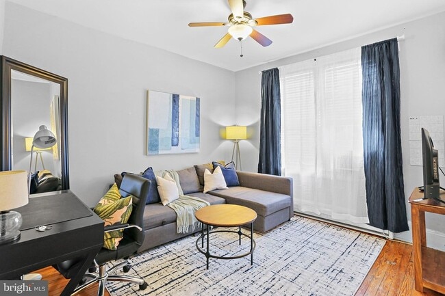 Foto del edificio - 1211 33rd St NW