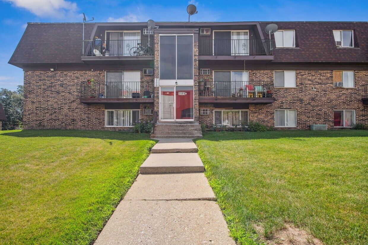 Foto principal - 2500 Mark Thomas Ln