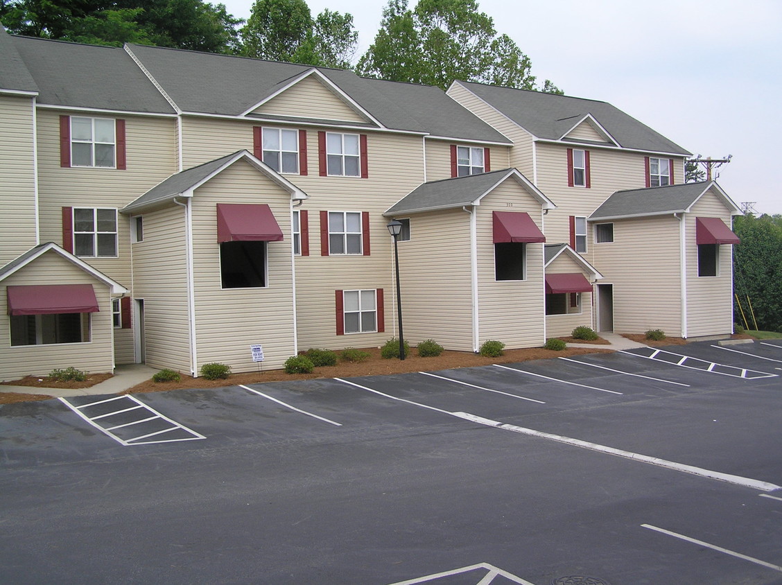 Primary Photo - Eastgate Condominiums