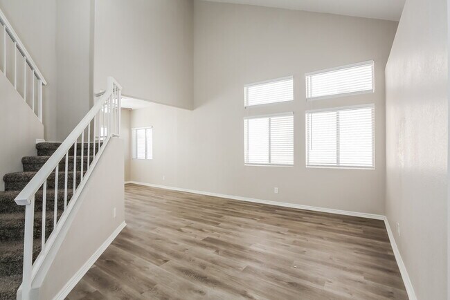 Building Photo - 1733 Toltec Cir