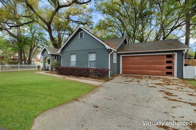 Building Photo - 1552 Cinnamon Bear Cir