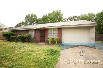 Building Photo - 1409 Brookhaven Rd