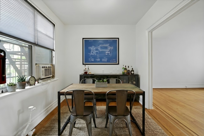 Photo - 100 E Palisade Ave Apartment