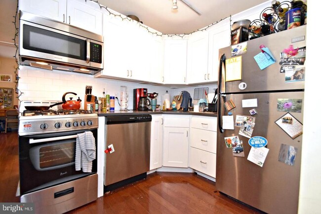 Foto del edificio - 2215 Fitzwater St
