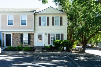 Building Photo - 2111 Turtle Ct