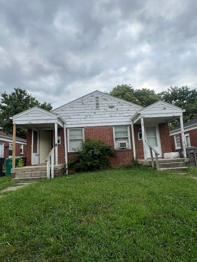 Building Photo - 1314 Medford Ave