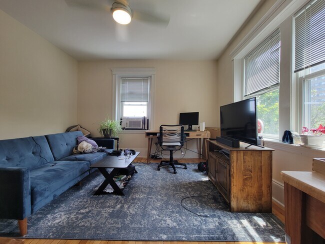 Foto del edificio - 164 Strathmore Rd