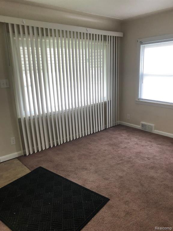 Foto del edificio - 7535 Republic Ave