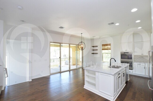 Foto del edificio - 7055 W Linda Ln