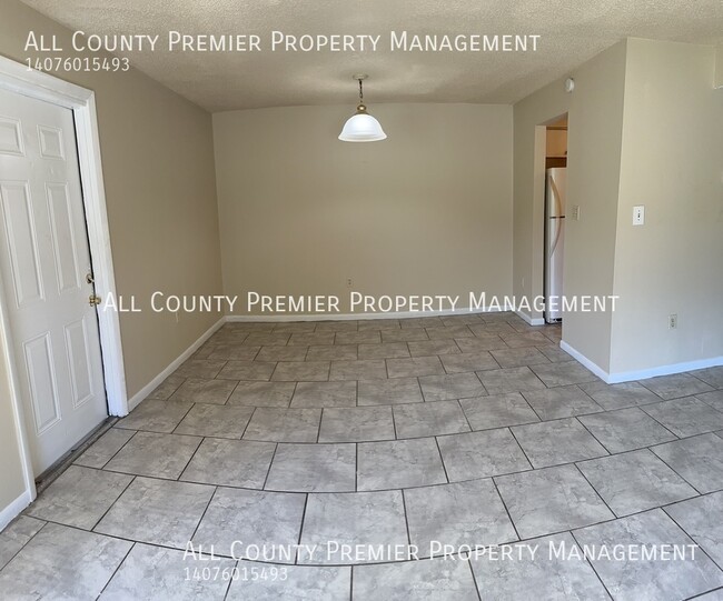 Building Photo - 5538 Rio Grande Ave