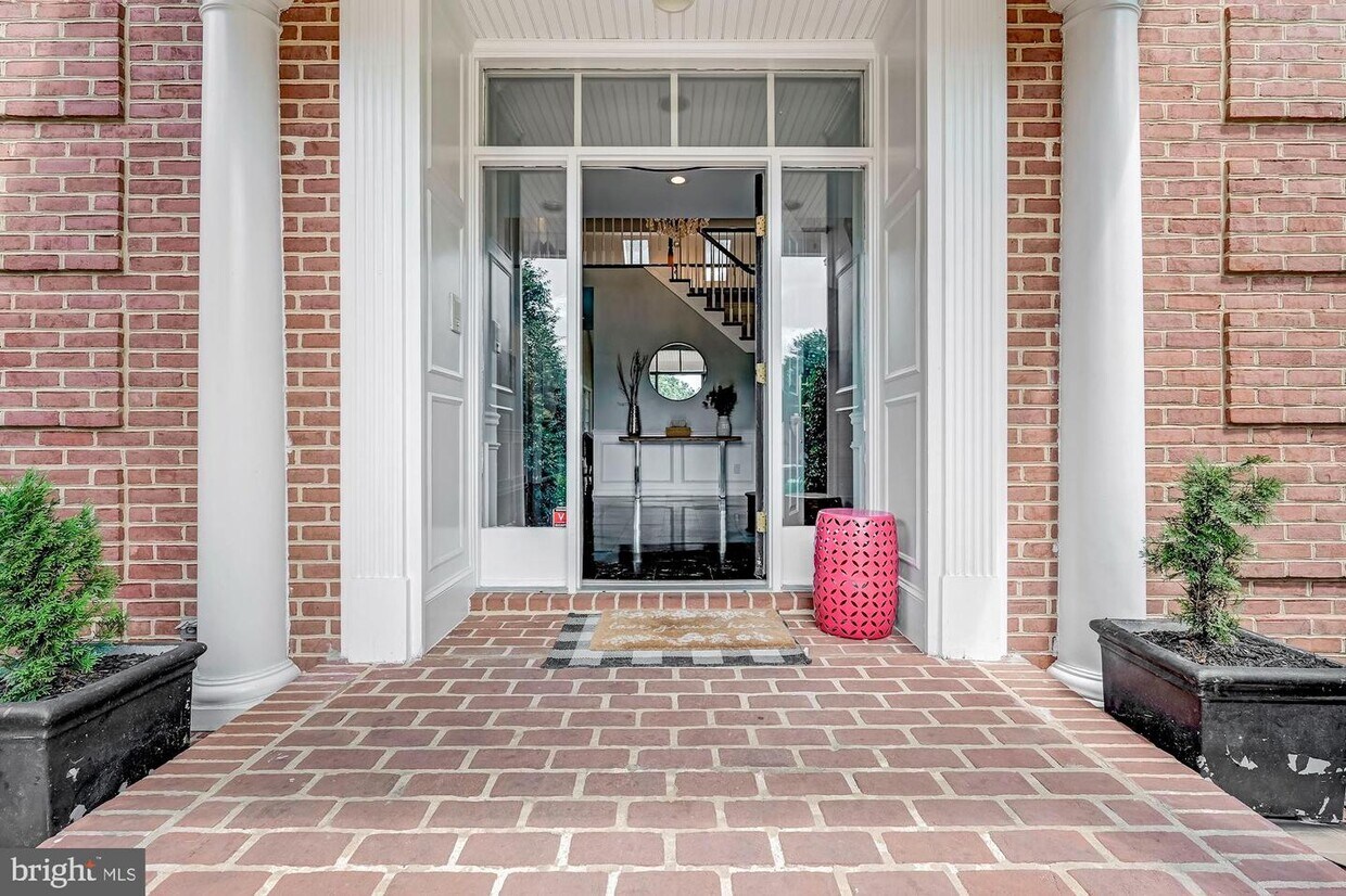 Foto principal - 816 Katesford Rd