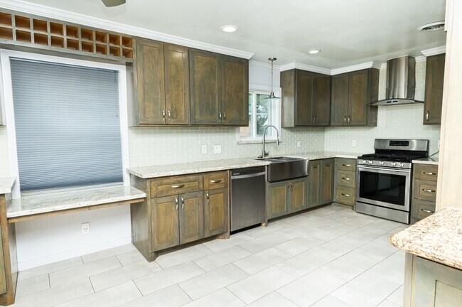 Foto del edificio - 5407 Rutherglenn Dr