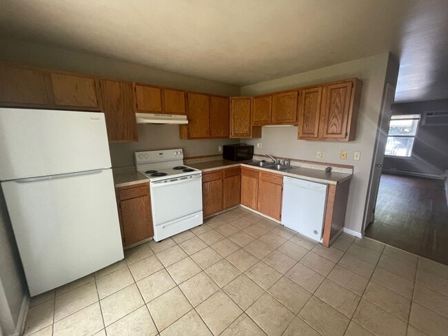 Interior Photo - Windsor West Apartments Homes