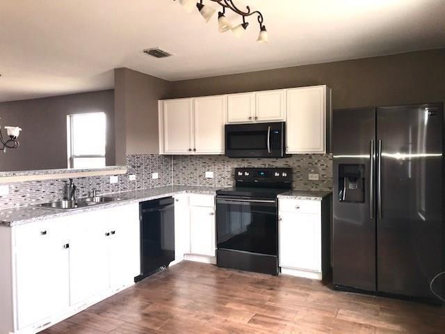 Building Photo - 1117 Mustang Ridge Dr