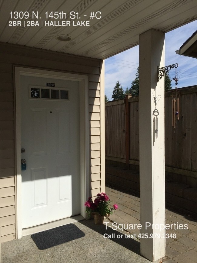 Building Photo - 1309 N 145th St