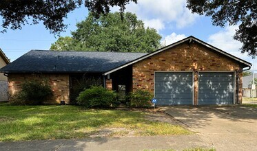 Building Photo - 202 Coppersmith Dr
