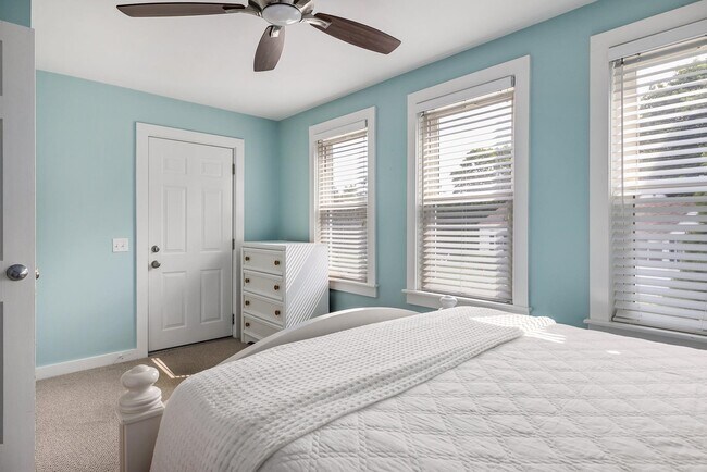 Building Photo - 39 Cable Rd