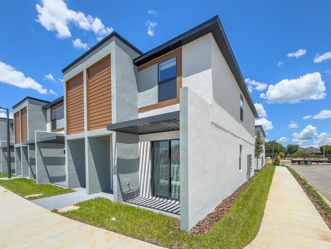 Building Photo - 3229 Energy Dr