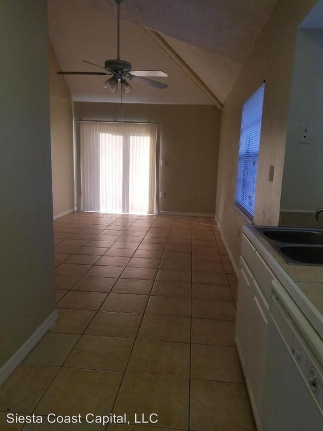 Foto del edificio - 5822 Meadowlane St