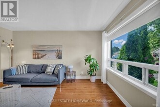 Building Photo - 5 Highvale Rd