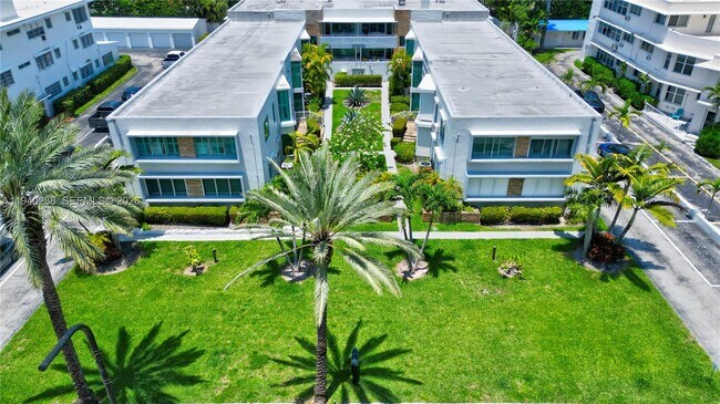 Foto del edificio - 10178 Collins Ave