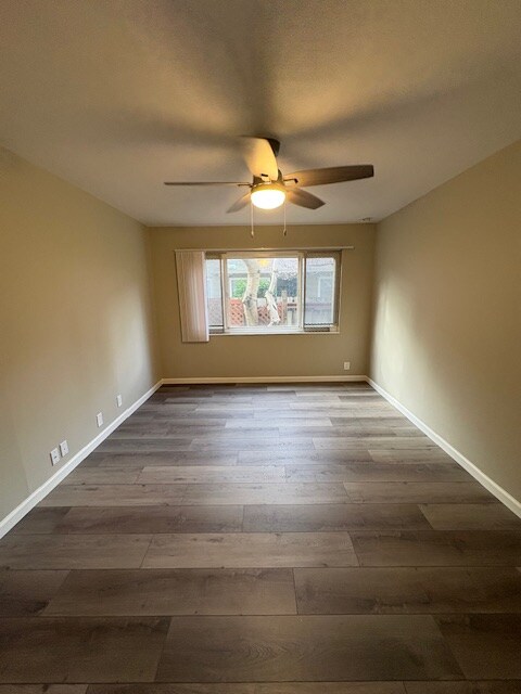 Building Photo - 5499 Claremont Ave