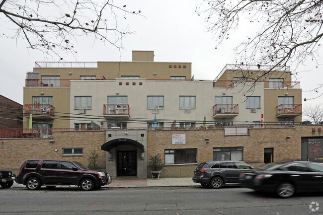 Foto del edificio - 24-47 44th St