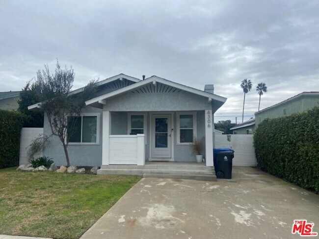 Building Photo - 6306 S Harcourt Ave