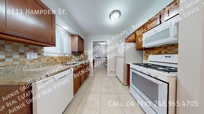 Foto del edificio - 6111 Hampden St