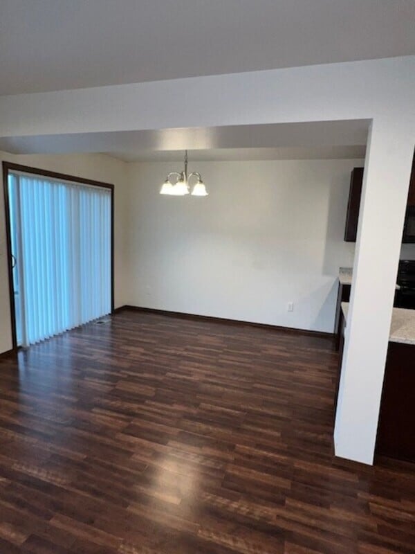 Foto del edificio - 2025 Aaron Dr