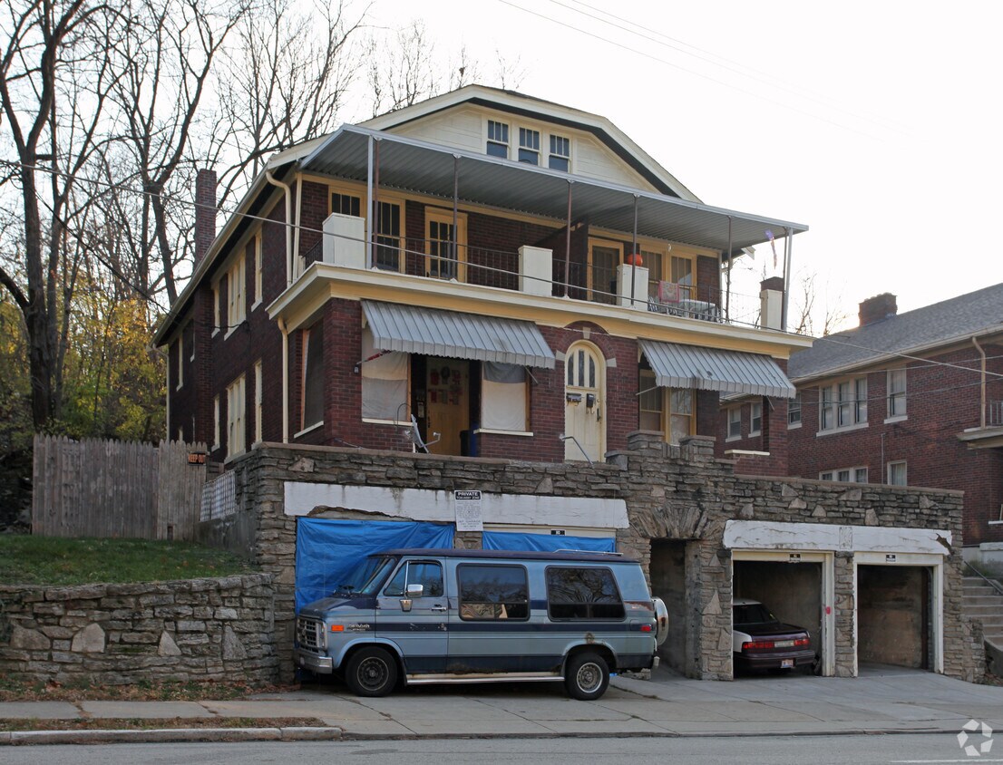 Primary Photo - 426-428 Elberon Ave