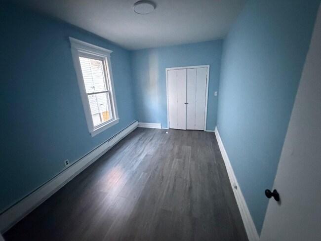 Building Photo - 106 N Munn Ave