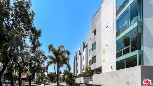 Foto del edificio - 401 California Ave