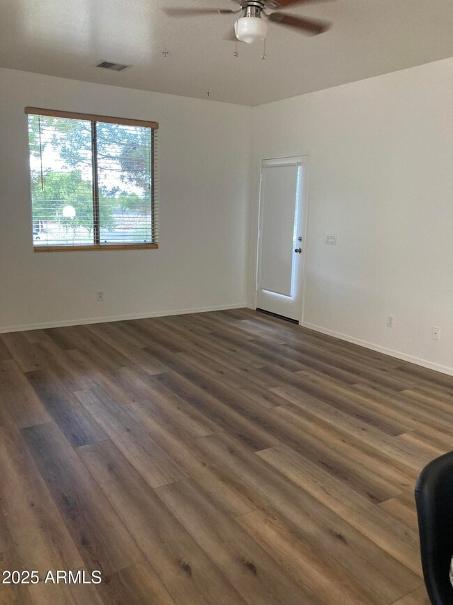 Building Photo - 955 Salida Ln