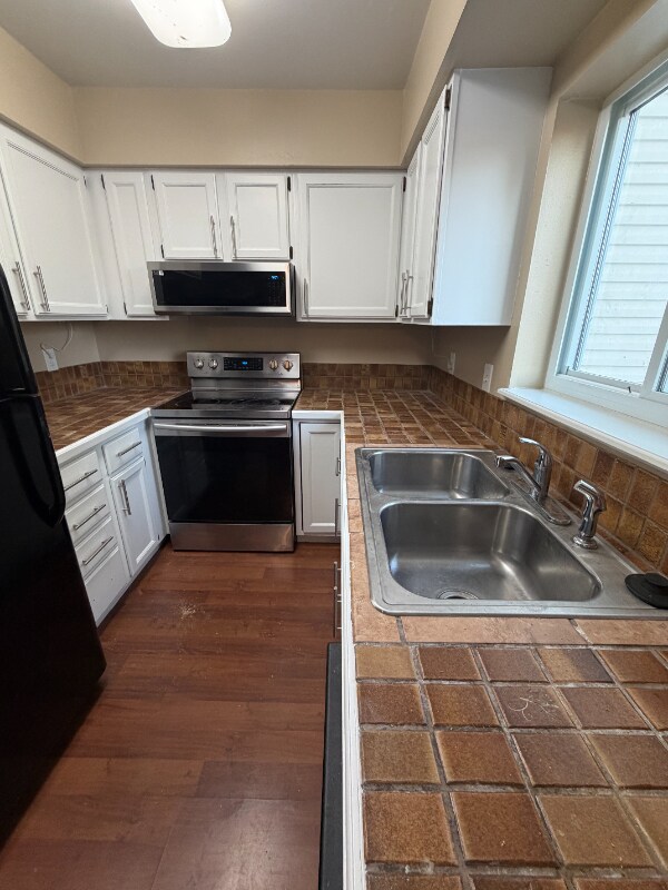 Foto del edificio - 1559 Peacock Pl