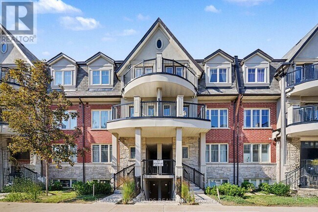 Photo du bâtiment - 17 Eaton Park Ln