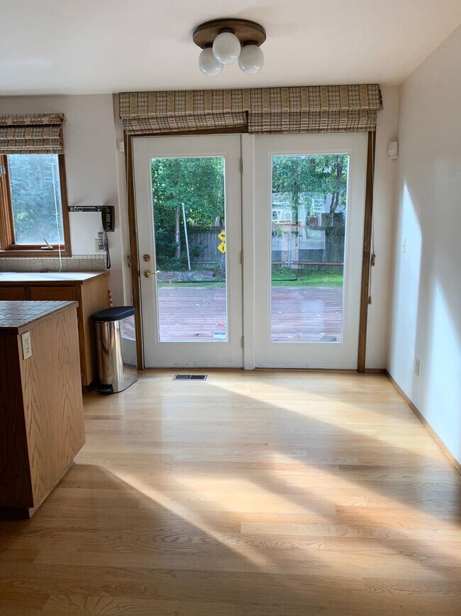 Foto del edificio - Oceanview 3BR 2.5BA | HUGE GARAGE | Washer & Dryer  | Dogs OK! >>> AVAILABLE NOW!