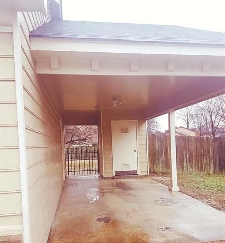 Building Photo - 7691 Mesa Dr