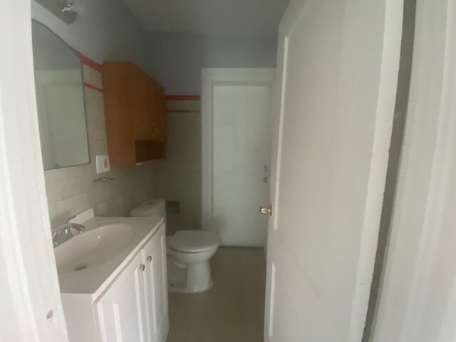 Foto del edificio - 4348 E 77th St