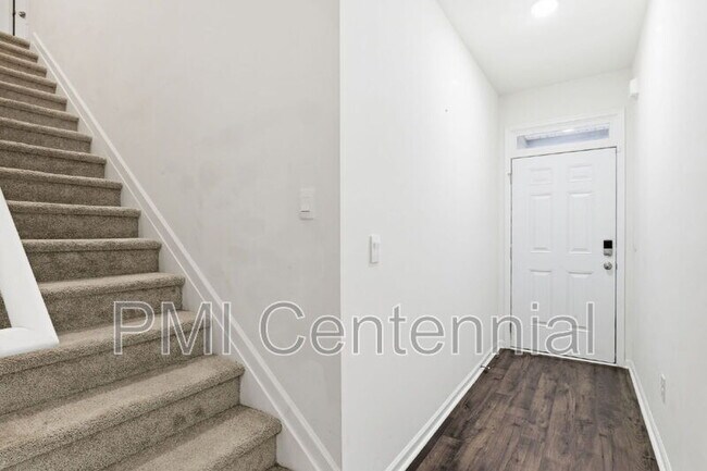 Foto del edificio - 192 Hampton Cir