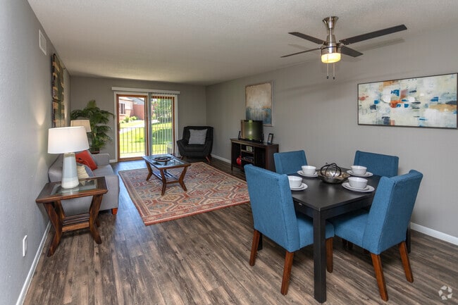 1BR, 1BA, Model - 873 SF - Arrive Eden Prairie