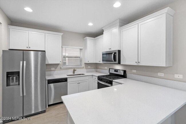 Foto del edificio - 70 Stargaze Ln