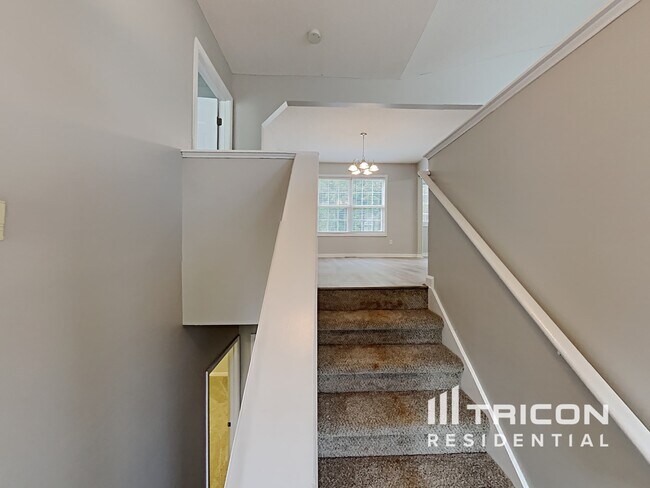 Foto del edificio - 514 Woodwind Dr