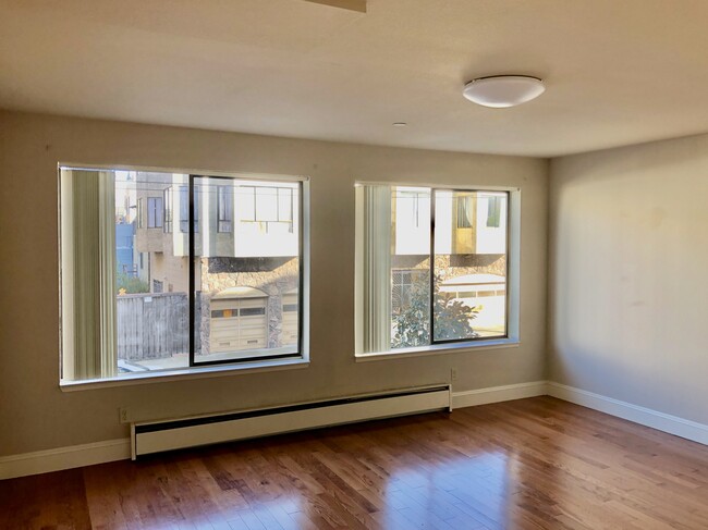 101 1BdRm/!Bath - 400 Anza St