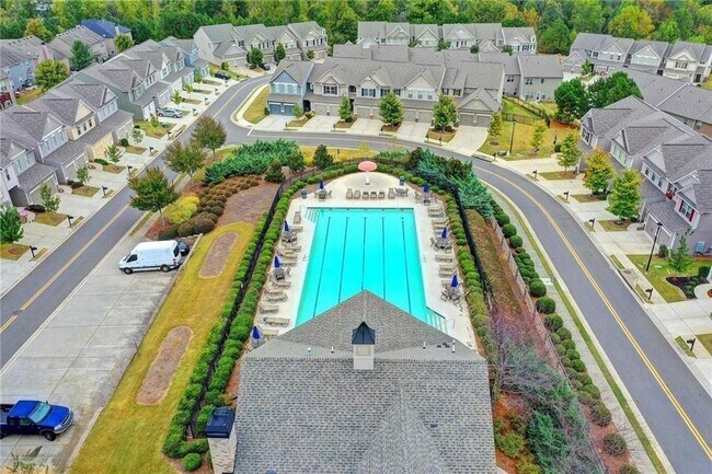 Building Photo - 3385 Castleberry Village Cir