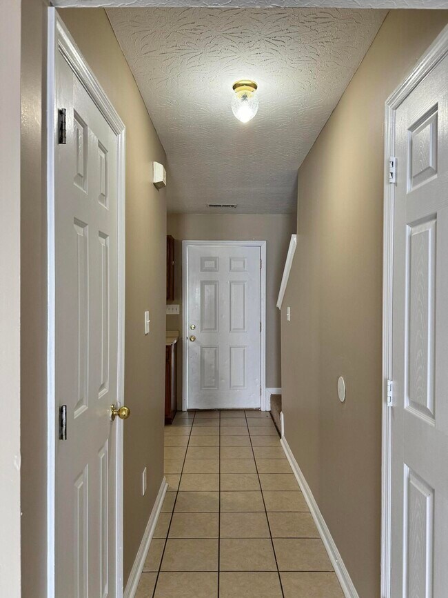 201 Tanbark Dr, KY 40324 Townhome Rentals in