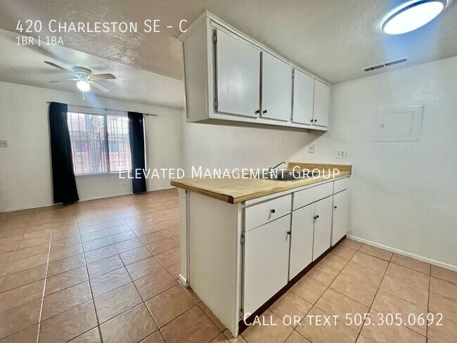 Foto del edificio - 420 Charleston St SE